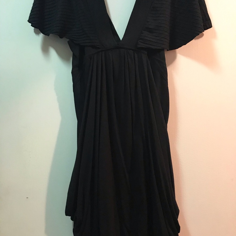 Dress - Picture 4 of 4